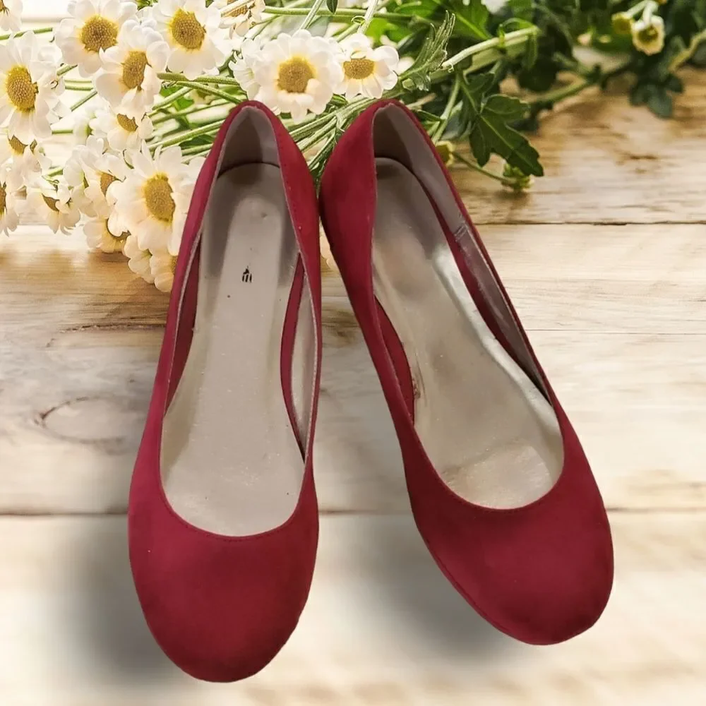 American Eagle Fuchsia Slip On Platform Wedge Heels